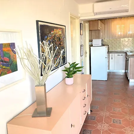 Fejes Apartment Klenovica