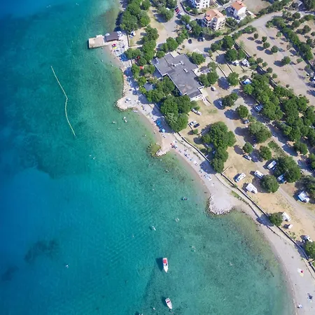 アパート Fejes *