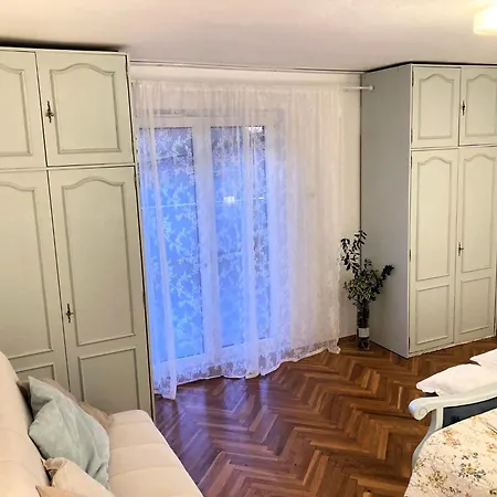 Fejes Apartment Klenovica