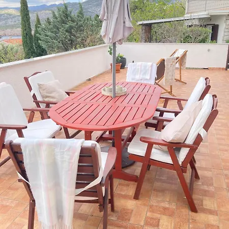 Fejes アパート クレノヴィツァ